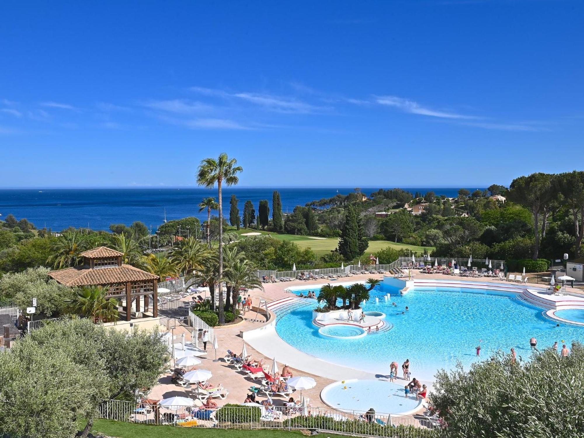 Apartment Village Cap Esterel - Le Village-53 By Interhome Сен-Рафаэль Экстерьер фото