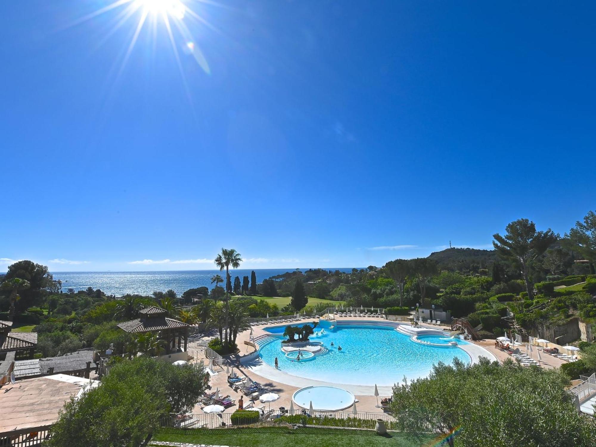 Apartment Village Cap Esterel - Le Village-53 By Interhome Сен-Рафаэль Экстерьер фото