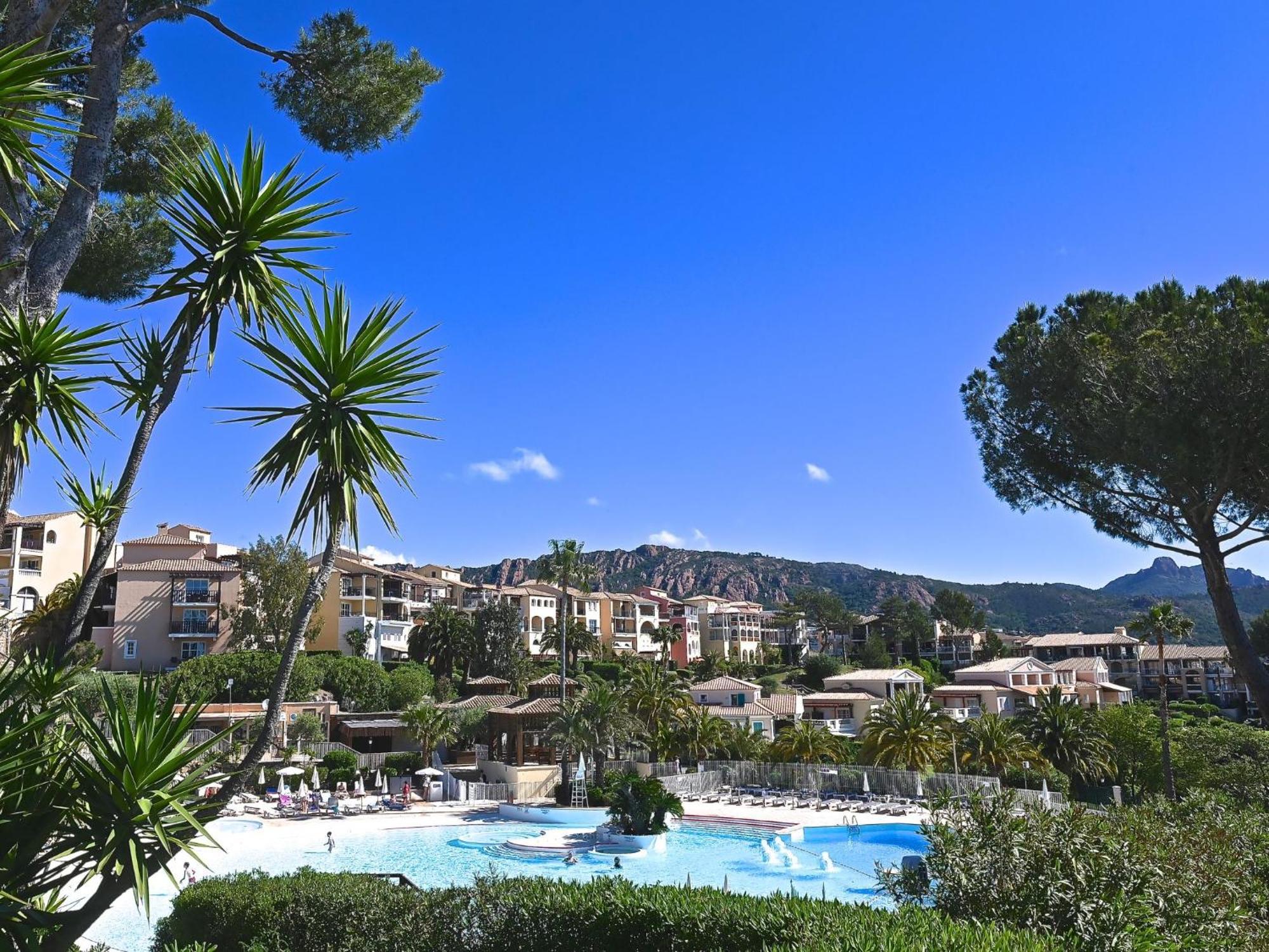 Apartment Village Cap Esterel - Le Village-53 By Interhome Сен-Рафаэль Экстерьер фото