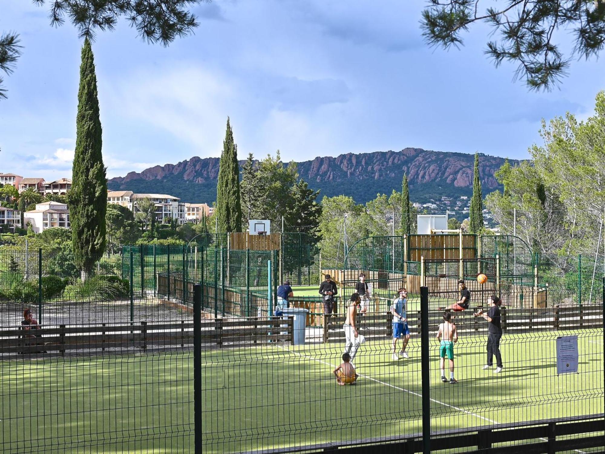 Apartment Village Cap Esterel - Le Village-53 By Interhome Сен-Рафаэль Экстерьер фото